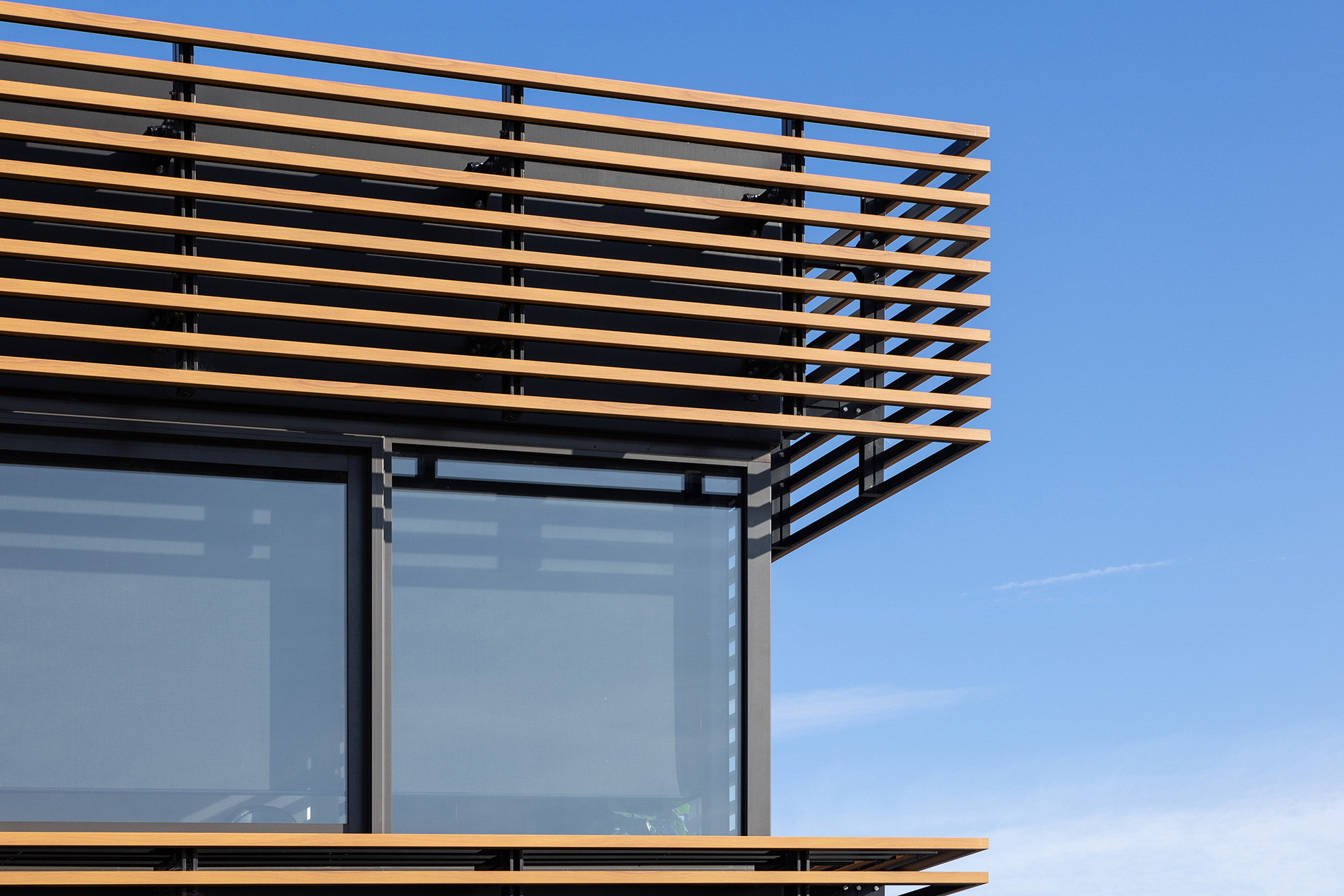 AliScreen aluminium batten detail