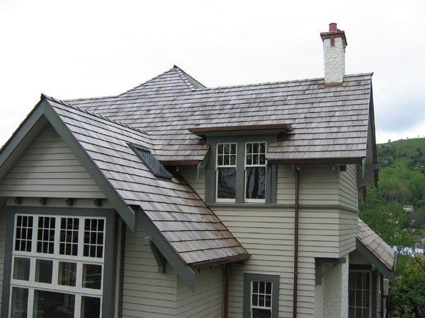Cedar shakes roofing