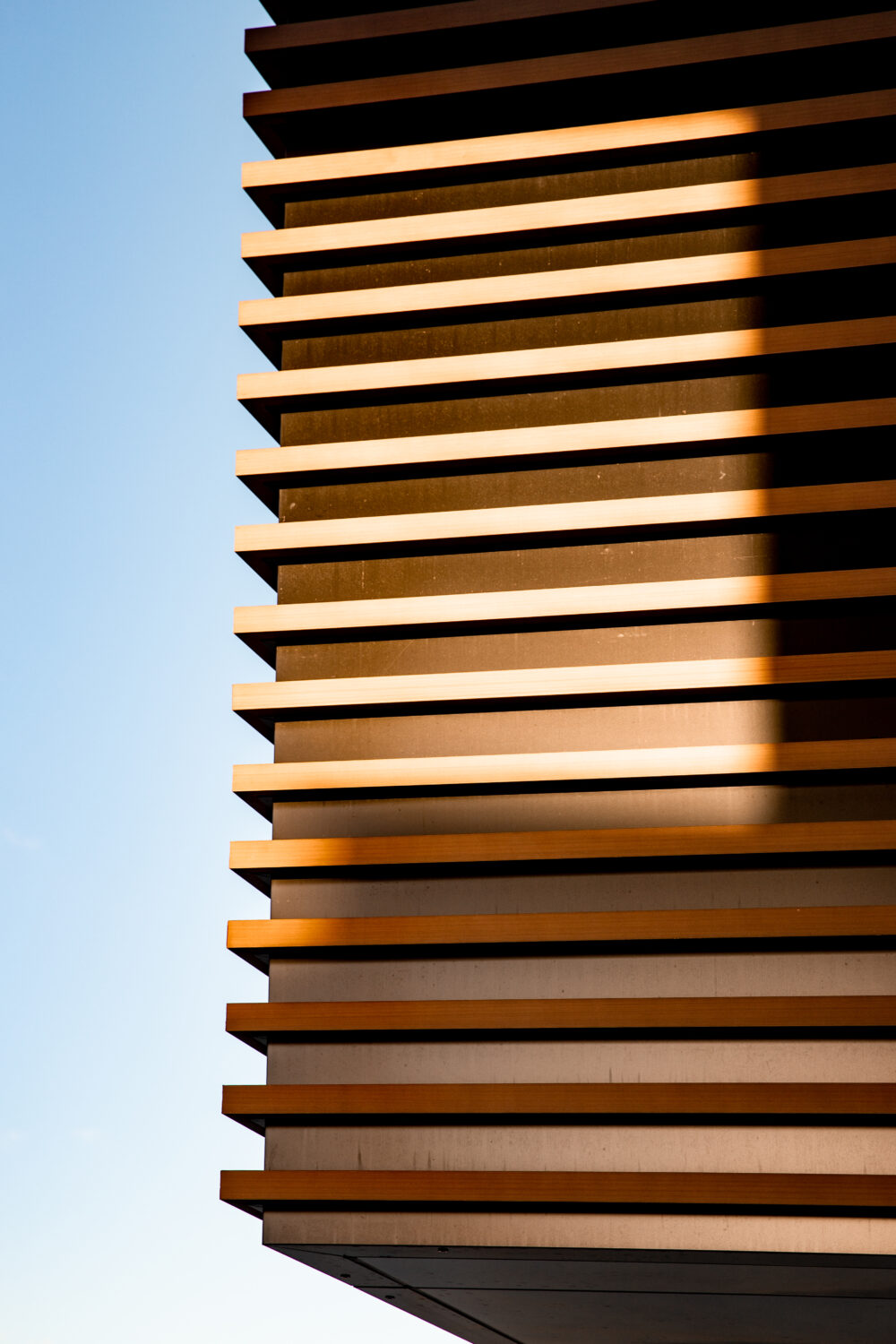 InnoScreen privacy screen